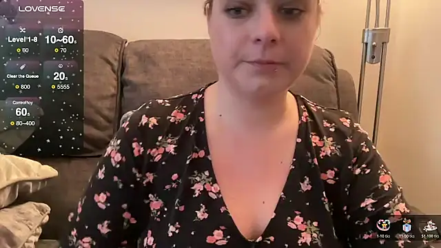 NaughtyWifeUK online show from November 27, 2:53 pm