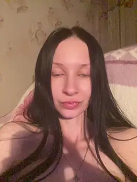 Starry Siren online show from April 19, 6:10 pm