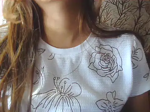 Snapshot of your_Shanvi chatting on October 16, 8:55 pm your Shanvi online show from October 16, 8:55 pm