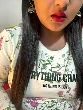 Ayesha mahi online show from December 3, 8:28 am