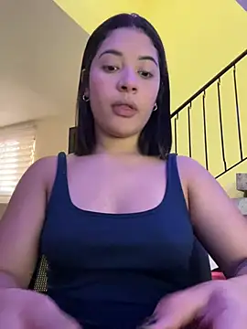 RileySkye online show from June 9, 6:29 pm