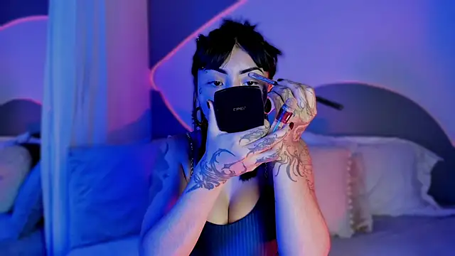 Snapshot of Evangeline_bell chatting on September 11, 12:38 pm Evangeline bell online show from September 11, 12:38 pm