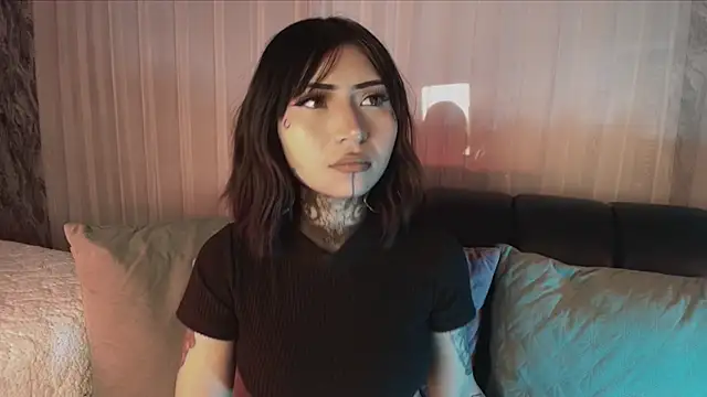 Evangeline bell online show from November 28, 11:08 pm