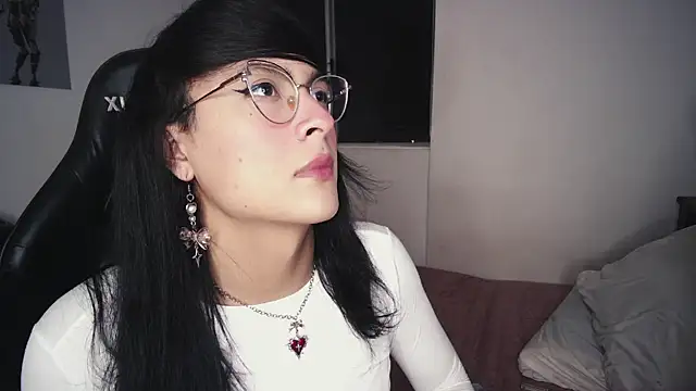 Kiitygirl online show from January 15, 7:58 am