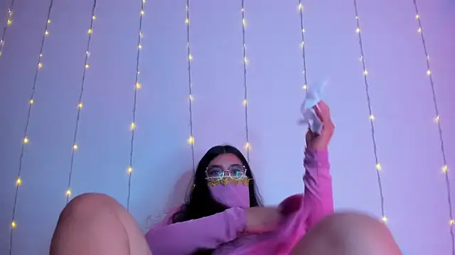 Maisa issa online show from March 14, 2:07 pm