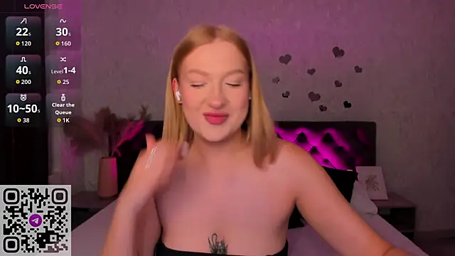 Emma  Leee online show from October 1, 12:26 am