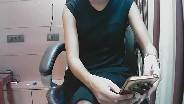 collage hoty online show from September 18, 4:49 pm