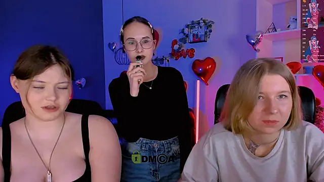 nikole kitt online show from February 24, 7:56 pm