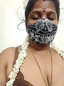 gaurika18 online show from April 18, 7:58 pm