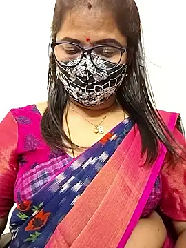 Snapshot of gaurika18 chatting on October 20, 7:22 am gaurika18 online show from October 20, 7:22 am