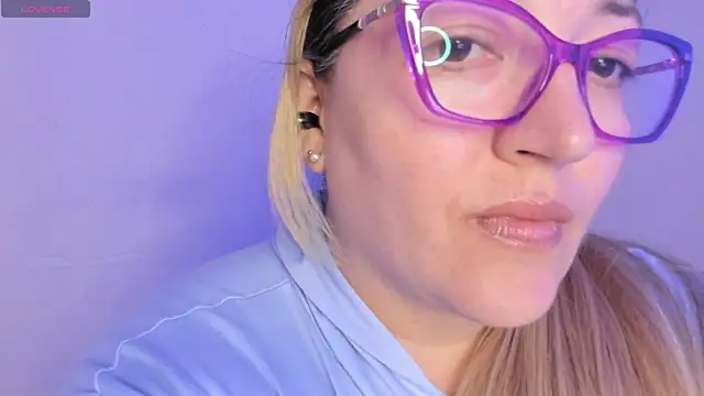 Naty Mature  online show from March 1, 9:58 pm