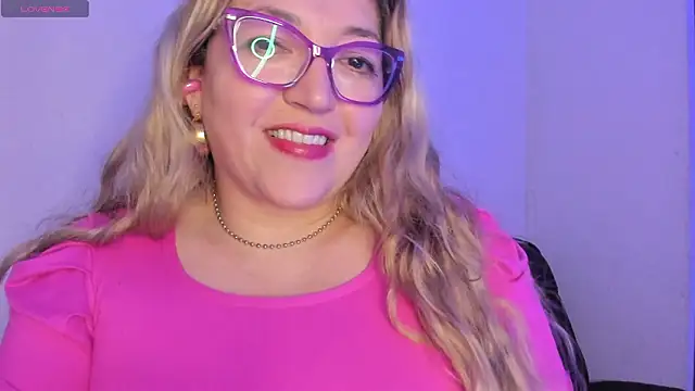 Naty Mature  online show from February 13, 8:43 pm