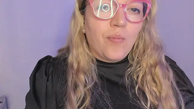 Naty Mature  online show from December 21, 10:46 pm