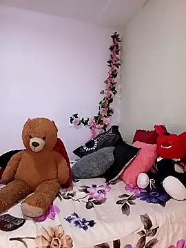 kymmgolden online show from February 27, 1:22 pm