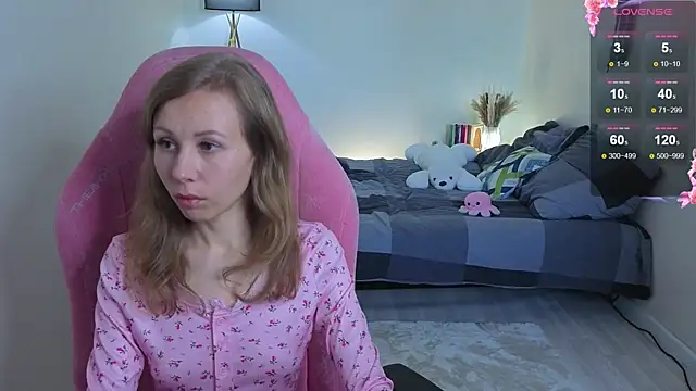 Lill Mary online show from October 1, 3:33 am