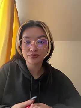 baby lizy online show from October 9, 8:46 pm