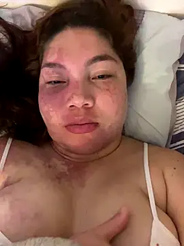 WhiteWomen online show from September 18, 1:26 am