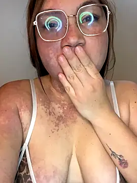 WhiteWomen online show from November 2, 3:10 am