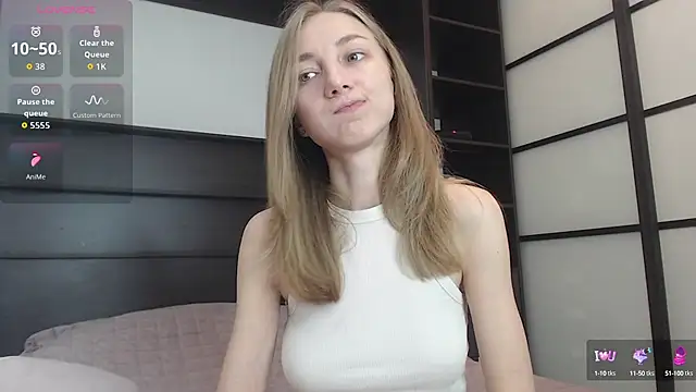 AlexCandy69 online show from October 17, 12:36 am