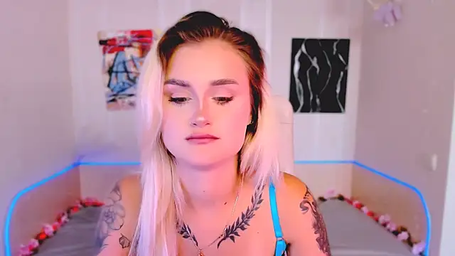  Ravenaa online show from September 29, 12:10 pm