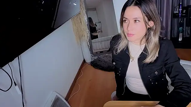 sexfire lalita online show from March 30, 8:30 pm