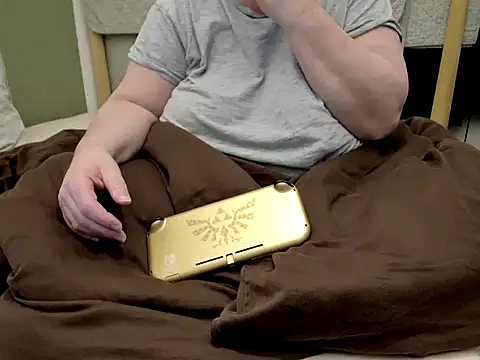 MarthaBriest online show from April 4, 4:11 am