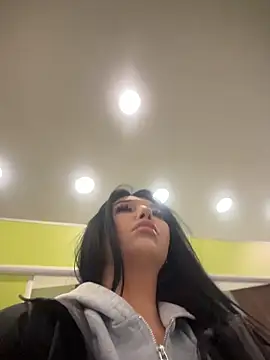 Tisha Busty online show from March 15, 3:36 pm