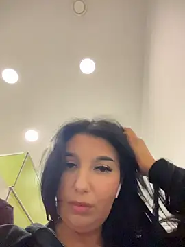 Tisha Busty online show from February 16, 1:44 pm