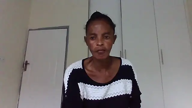 sweets 80 online show from November 15, 3:46 pm