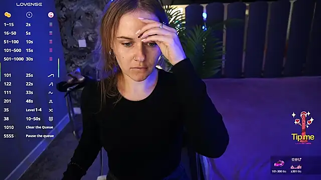 MaribelRiverr  online show from November 3, 7:12 am