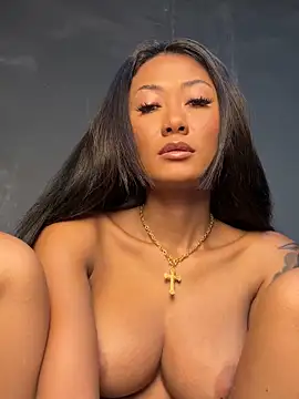 thai-dreamgirl online show from November 17, 11:27 pm