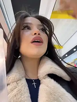 Chloe  Moon online show from December 14, 2:12 pm