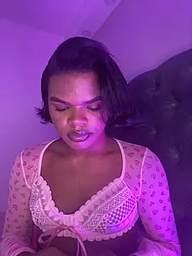 CamiEstrada online show from September 13, 6:32 am