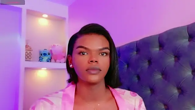 CamiEstrada online show from October 8, 9:30 pm