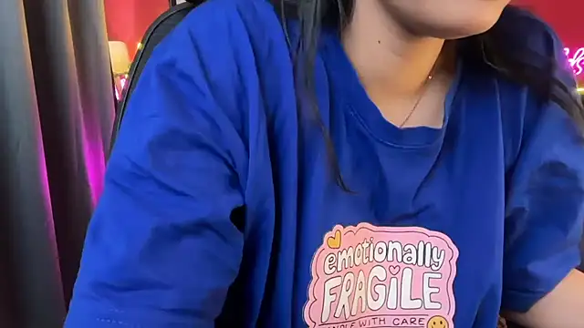 thywyldst69 online show from April 4, 11:25 pm