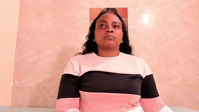 NicolVilla online show from March 12, 1:25 pm