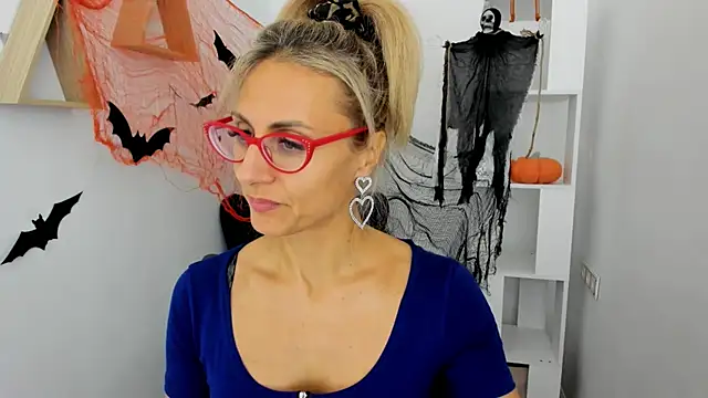 MuseOfStage online show from October 20, 11:46 am