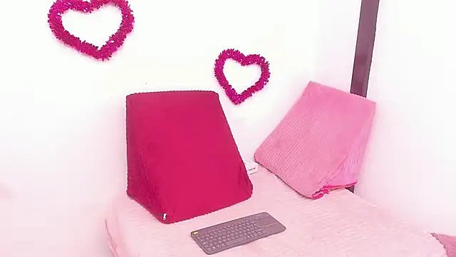 Giia39 online show from November 20, 3:13 pm