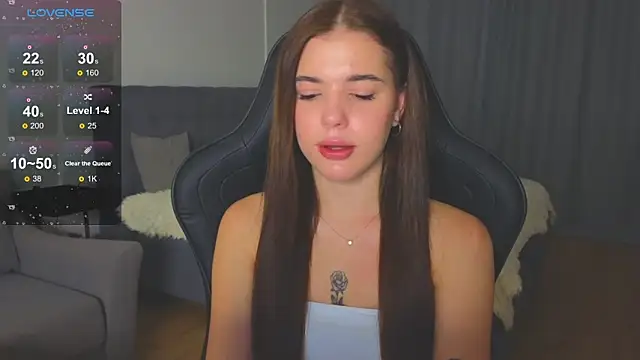 adrianawow1 online show from September 30, 11:31 pm