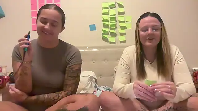 Sexyyduoxx online show from November 7, 8:03 pm