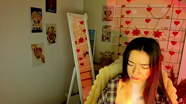 Bella XO online show from February 20, 8:05 am