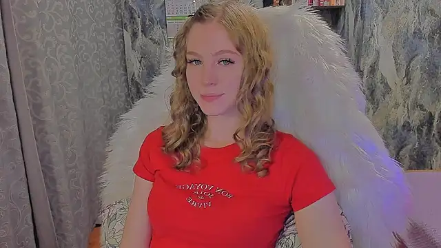 Snapshot of JuxxxsyBunx chatting on October 30, 1:45 pm JuxxxsyBunx online show from October 30, 1:45 pm