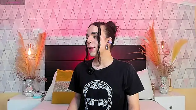 JustinePerry online show from March 20, 4:17 am