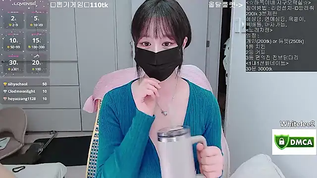 whitelee2 online show from March 29, 1:21 pm