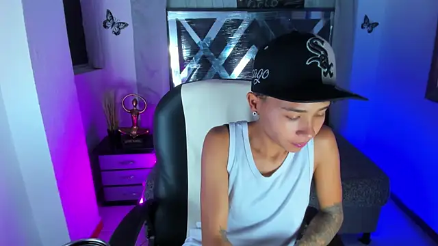 nova sex01 online show from July 4, 12:17 am