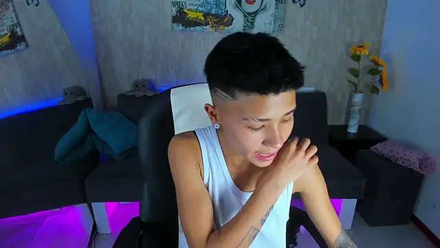 nova sex01 online show from March 20, 10:14 pm