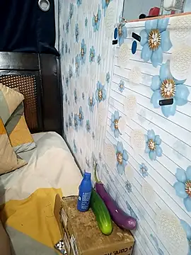 tina8th online show from November 21, 6:32 pm