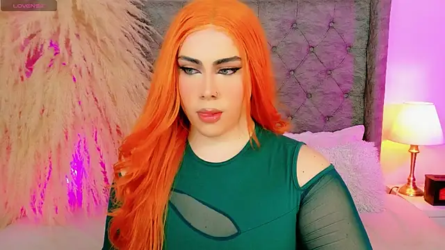 Snapshot of astridjonness chatting on October 1, 2:16 am astridjonness online show from October 1, 2:16 am