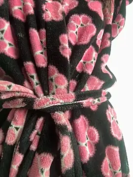 sarawiliamx online show from December 2, 7:05 pm