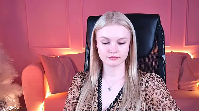 GraceGlamour online show from December 15, 8:14 pm